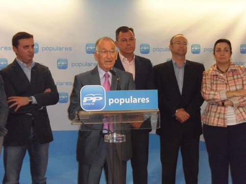 GABRIEL AMAT EN RUEDA PRENSA 2