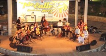 ENSEMBLE LA CHIMERA DURANTE SU ACTUACION EN EL ANFITEATRO