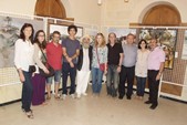 MARIA DOLORES ORTEGA JUNTO A OTROS CONCEJALES, MIEMBROS DEL JURADO Y PINTORES PREMIADOS