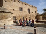 el grupo en el castillo
