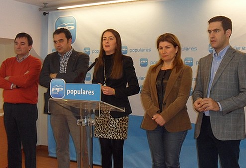 PARLAMENTARIOS PP EN RUEDA PRENSA 2