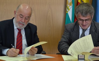 Firma convenio con Universidad Sudoeste Buenos Aires