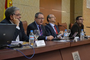 Alcaldes mesa redonda reforma regimen local 060314