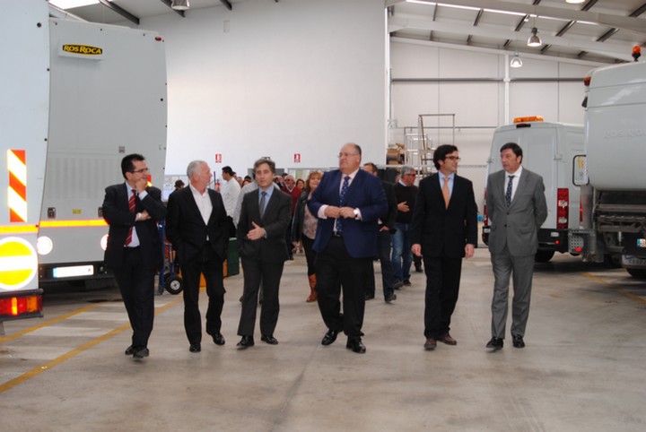 El presidente del Consorcio, junto a representes de Ferrovial Servicios, visitan las nuevas  instalaciones
