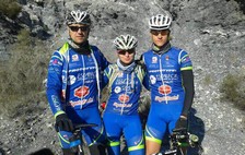 María José Haro, Juanfran Martínez y Eduardo Córdoba, participan en la TITAN DESERT 2.014.