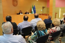 La conferencia del Día de la Familia ha sido seguida con gran interés por los asistentes