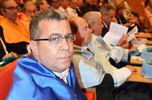 El profesor de la UAL Hassan El Belarbi copia