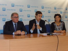 RAFAEL HERNANDO, CARMEN NAVARRO Y JESÚS CAICEDO 2