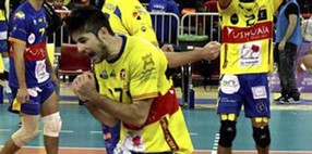 Xavi_fichaje02