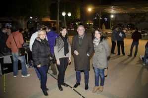 el alcalde y las ediles cuevanas en el Recreo
