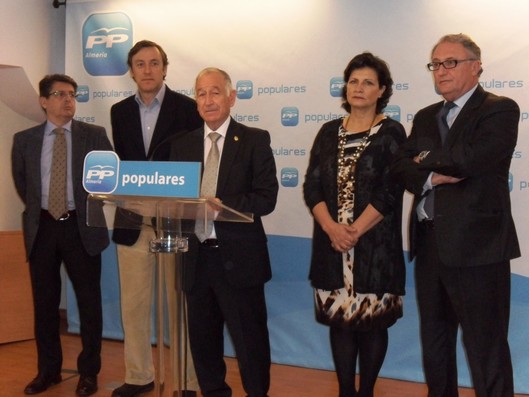 GABRIEL AMAT HOY EN RUEDA PRENSA