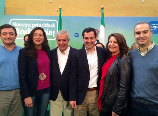 JUANMA MORENO Y LOLES LÓPEZ CON CANDIDATOS DEL PP DE ALMERÍA (CRESPO, ARENAS Y GÁZQUEZ)