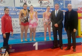 PRIMEROS CLASISIFICADOS JUNTO A JUAN DE LA CRUZ