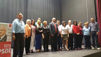 150510 Foto Integrantes lista y actuales concejales PSOE Vélez Blanco
