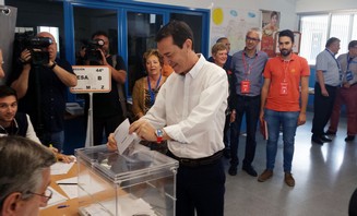 150524 Foto Pérez Navas votación 1