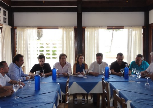 150729 Navarro chiringuitos Almería