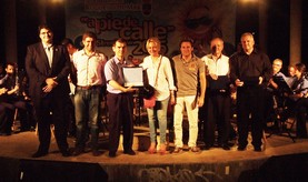 ENTREGA DISTINCIONES A DIRECTORES DE LAS BANDAS