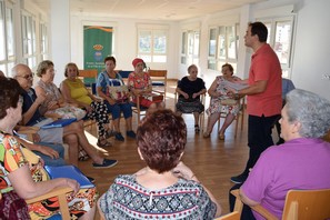 los-mayores-aprenden-en-el-taller-sobre-envecimiento-activo-tecnicas-para-mejorar-su-calidad-de-vida