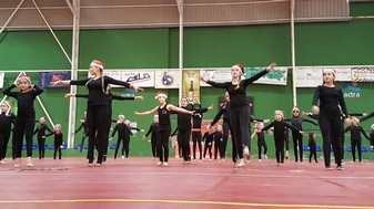 161221-exhibicion-navidad-ritmica