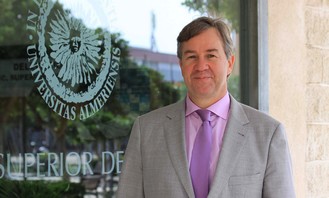 FOTO 1 FEBRERO 24 MIGUEL VALERO CLAUSURA JORNADAS INFORMÁTICA UAL 2017