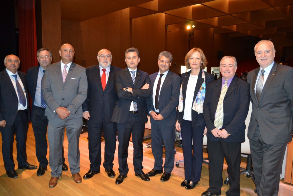 FOTO 1 MARZO 23 CLAUSURA ASAMBLEA ANECOOP EN LA UAL