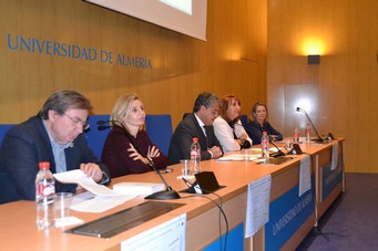 FOTO 2 MARZO 15 PRESENTACIÓN LIBRO MUJERES IBEROAMERICANAS Y DERECHOS