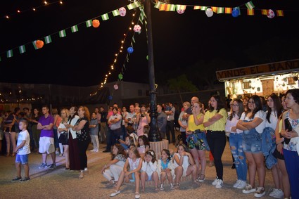 PÚBLICO EN LA VERBENA