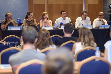 170728 Foto Mesa Redonda Cursos Verano