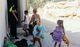 6-7-2017 regreso familias Cuevas de las Palomas La Chanca