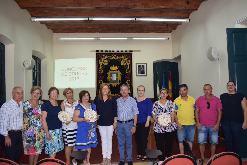 ASISTENTES A LA ENTREGA