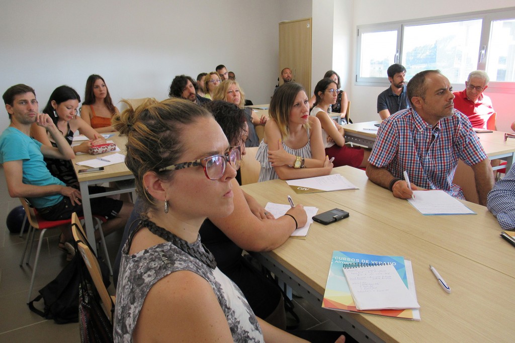 FOTO 2 SEGUNDO DIA CURSO DE VERAN O EMPRENDER CON IMPACTO SOCIAL