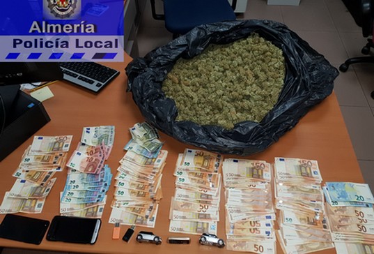 10-2-2018 POLICIA LOCAL INCAUTACION DROGA 1