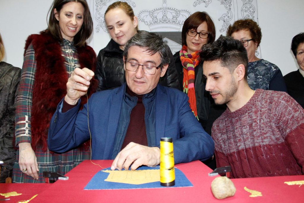 180302 visita taller bordado_2