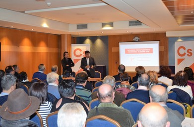 Encuentro Ciudadanos con Asoc de Vecinos