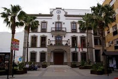 ayuntamientoAdra