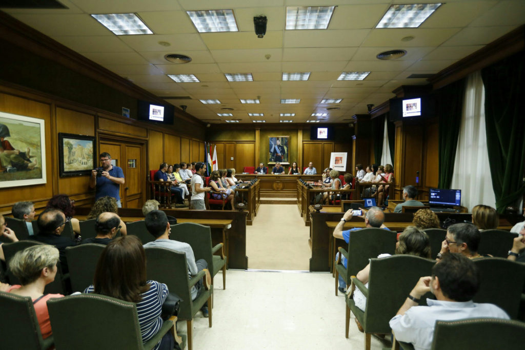 2006-2018-083655448487277996