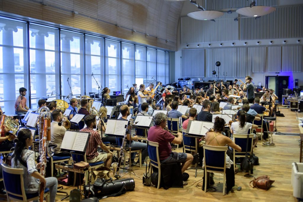 180702 Ensayo con el director orquestal Gavin Greenaway en una de las salas del Teatro Real
