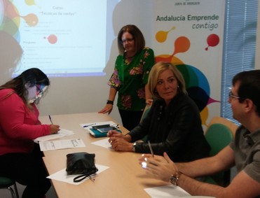 FOTO jornada técnicas ventas CADE Berja