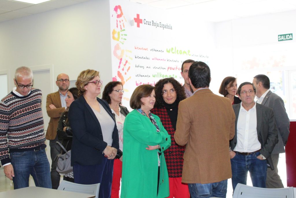 181108 Visita Cruz Roja 02