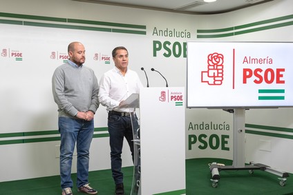 181217 Antonio Martínez y Domingo Crisol, hoy, en rueda de prensa
