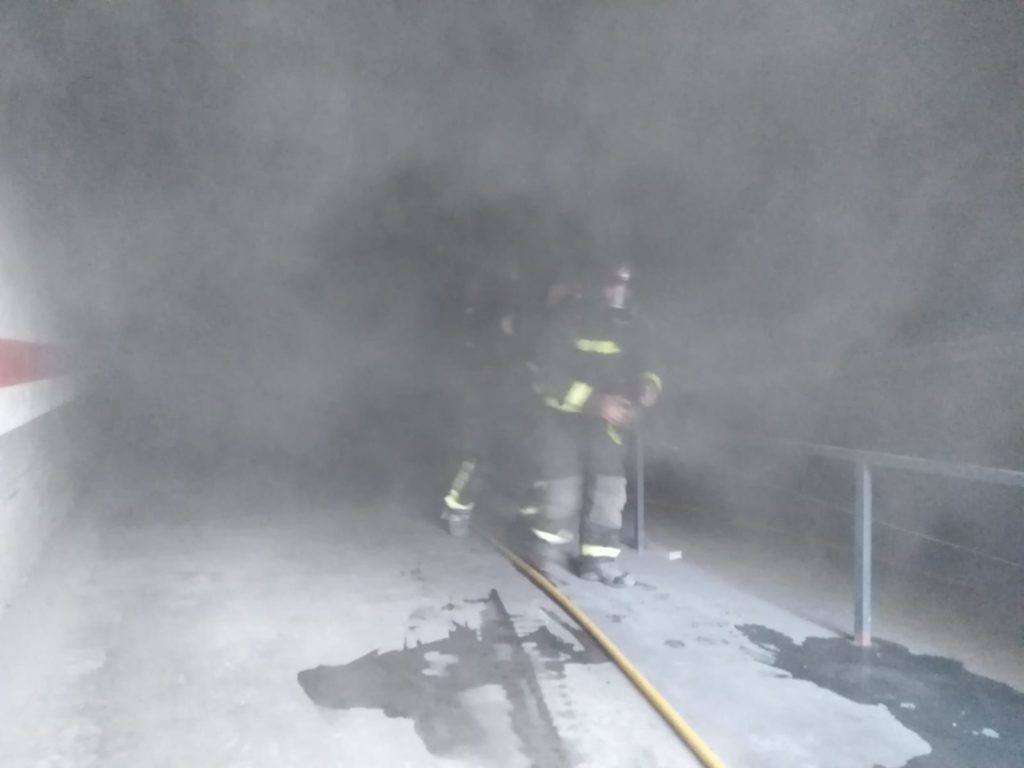 8-1-2019 bomberos incendio en villa blanca 3