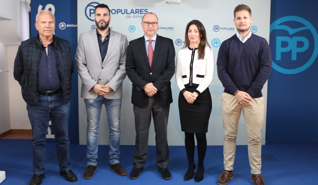 CANDIDATOS AL SENADO CON REPRESENTANTES DE SINDICATOS DE POLICIA