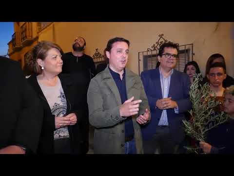 Javier-A-García-asiste-a-la-representación-Viviente-de-la-Pasión