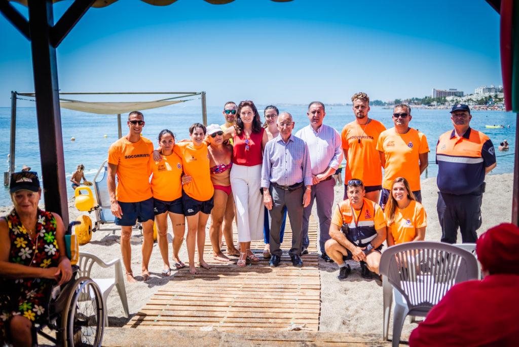 Alcalde y concejales con voluntarios de la zona Alfa