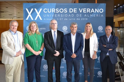 FOTO 4 JULIO 8 2019 INAUGURACIÓN CURSO VERANO DOCTOR GOOGLE
