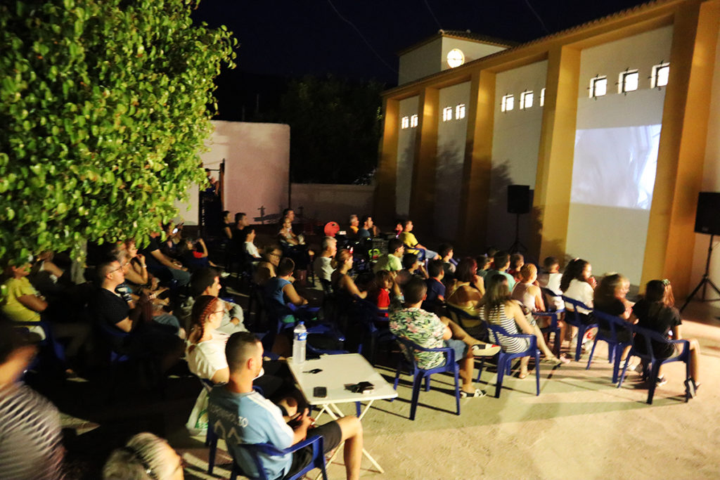 cine de verano en penÞarrodada