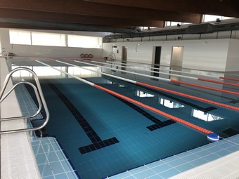 foto piscina cubierta