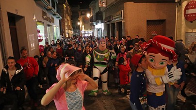 conga hacia la plaza porticada navidad berja