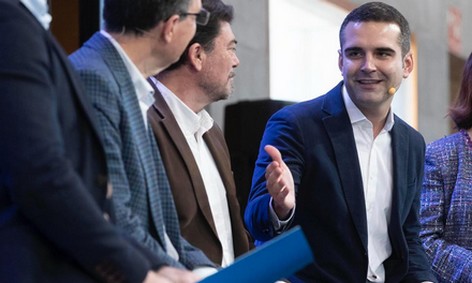 19-1-2020 Alcalde mesa redonda Gobiernos en Libertad2