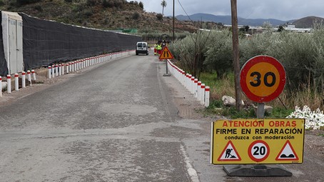 obras estabilizacion carretera penÞarrodada berja 2